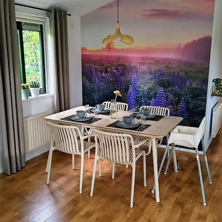 't Kleine Paradijsje, Little Paradise - De Schatberg * Sevenum